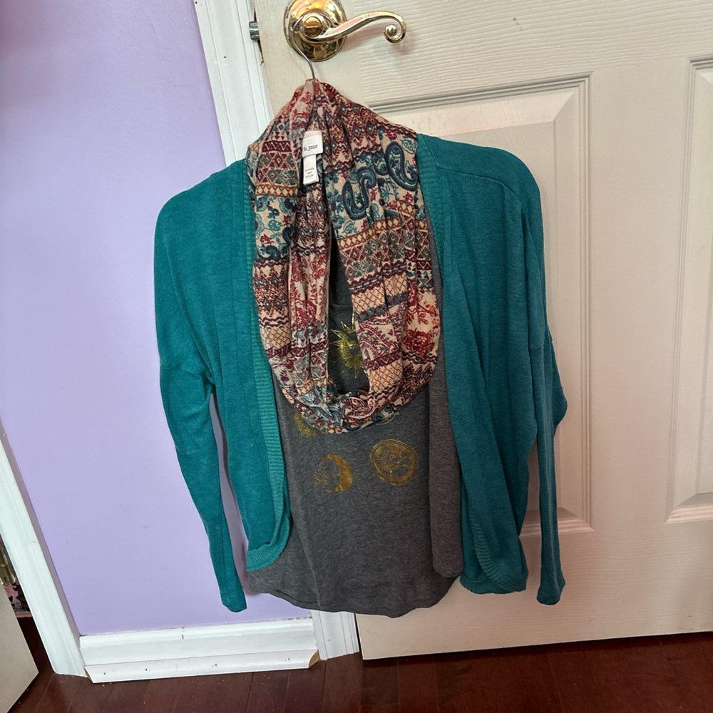 3 Piece Set - image 1